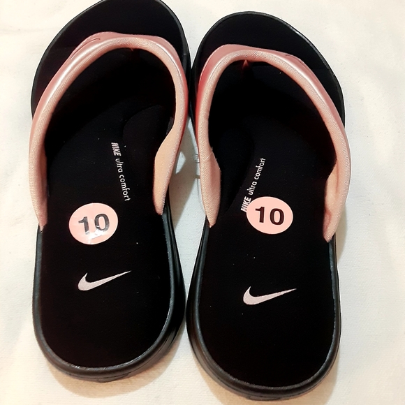 SOLD Nike pink metallic memory foam slipper 10 - Picture 2 of 3